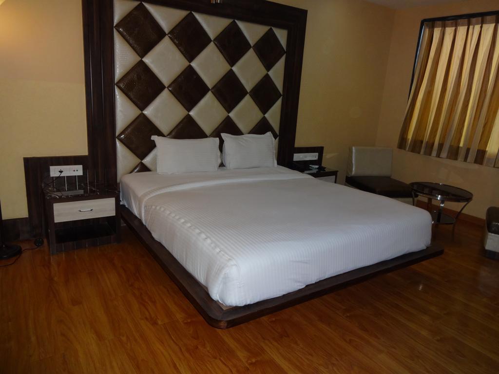 Sheetal International Rain Basera Rāipur Chambre photo