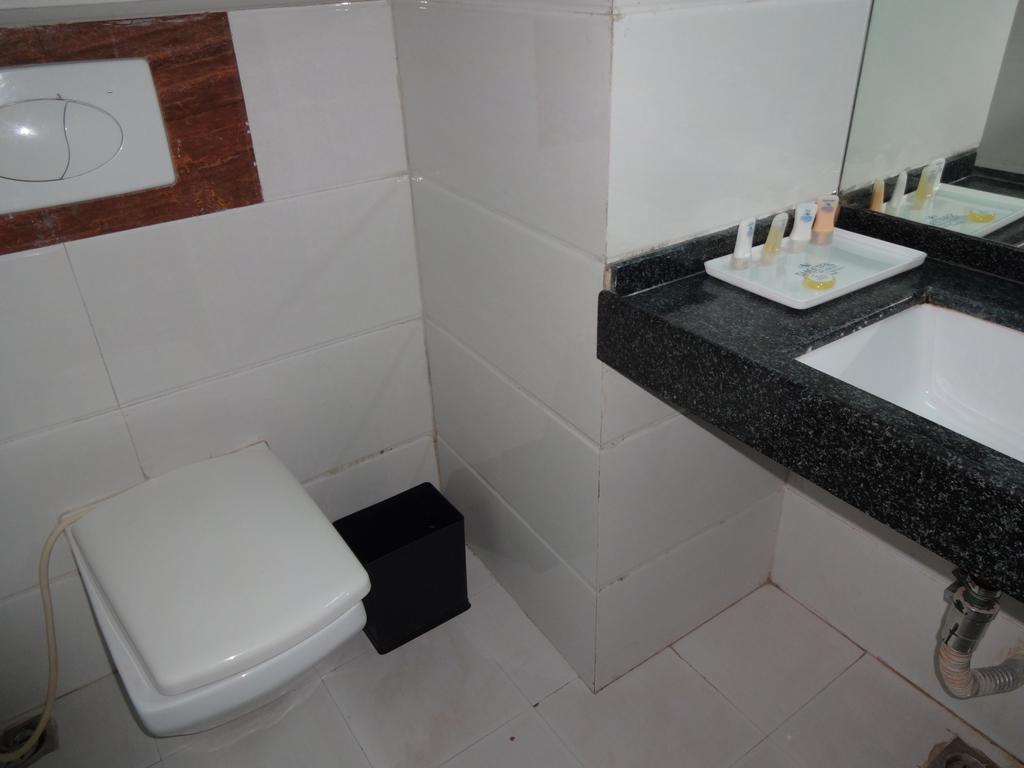 Sheetal International Rain Basera Rāipur Chambre photo